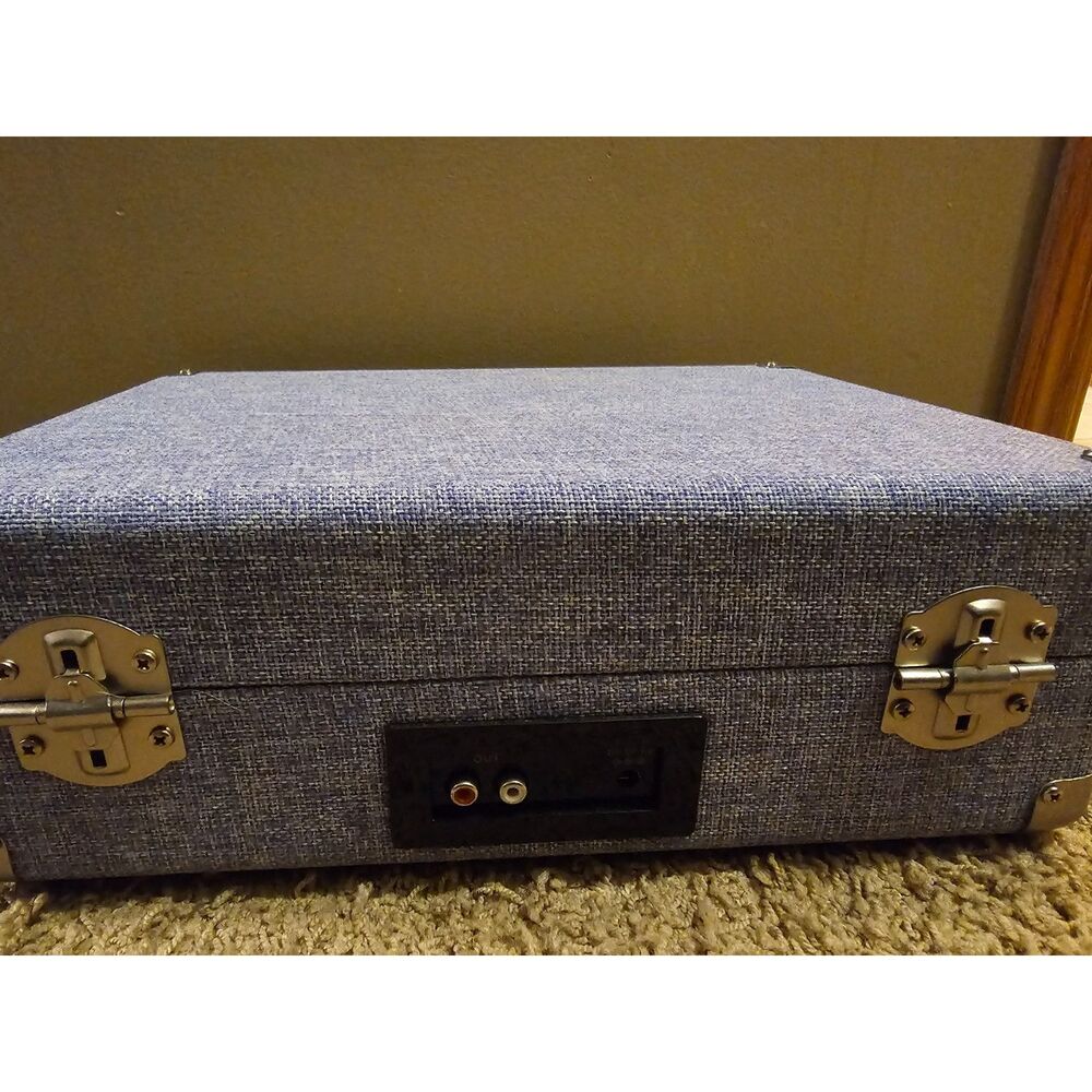 Victrola Purple Suitcase Vinyl Record Player - Picture 5 of 7
